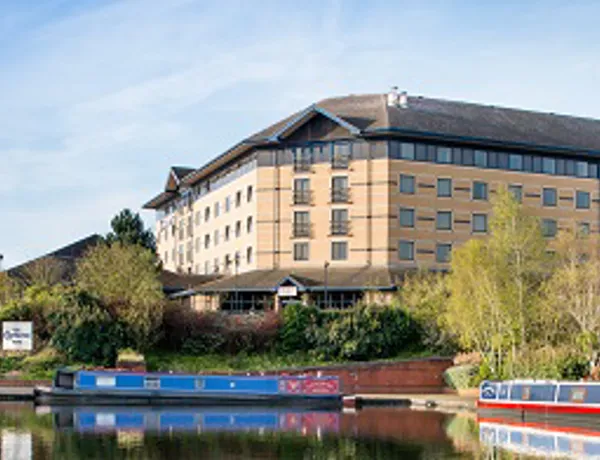 Copthorne 535 X 196